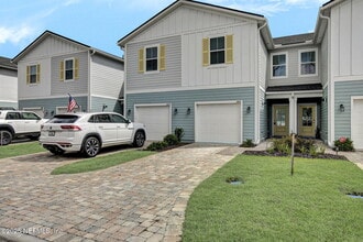 Building Photo - 469 Brandon Lks Dr