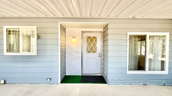 Foto del edificio - Beautiful Country Home, just minutes from ...
