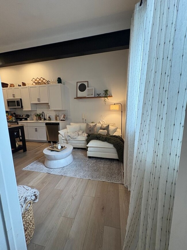 Building Photo - *AVAILABLE 10/10/2025*  New One Bedroom w/...