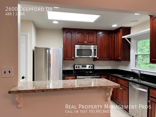 Foto del edificio - 2600 Deepford Dr