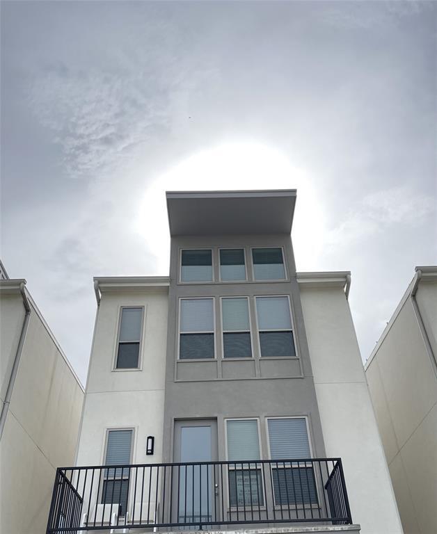 Building Photo - 18712 Centro Main St