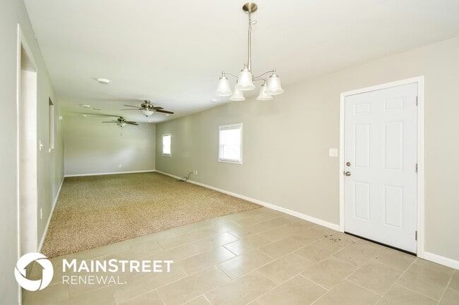 Building Photo - 4809 Granada Dr