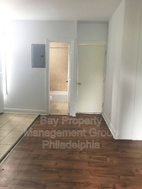 Building Photo - 848 E Chelten Ave