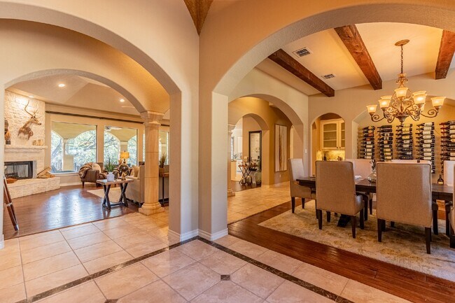 Building Photo - 25318 Wentworth Way
