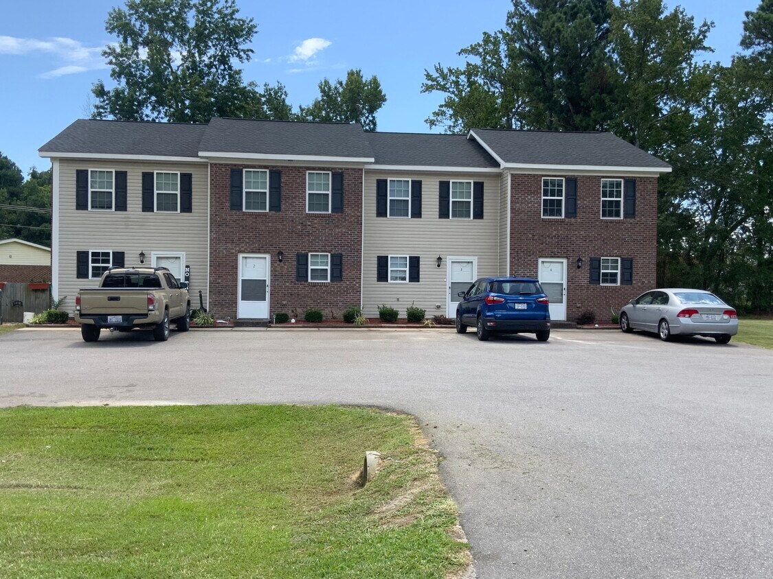 Foto principal - 101 Loganshire Way