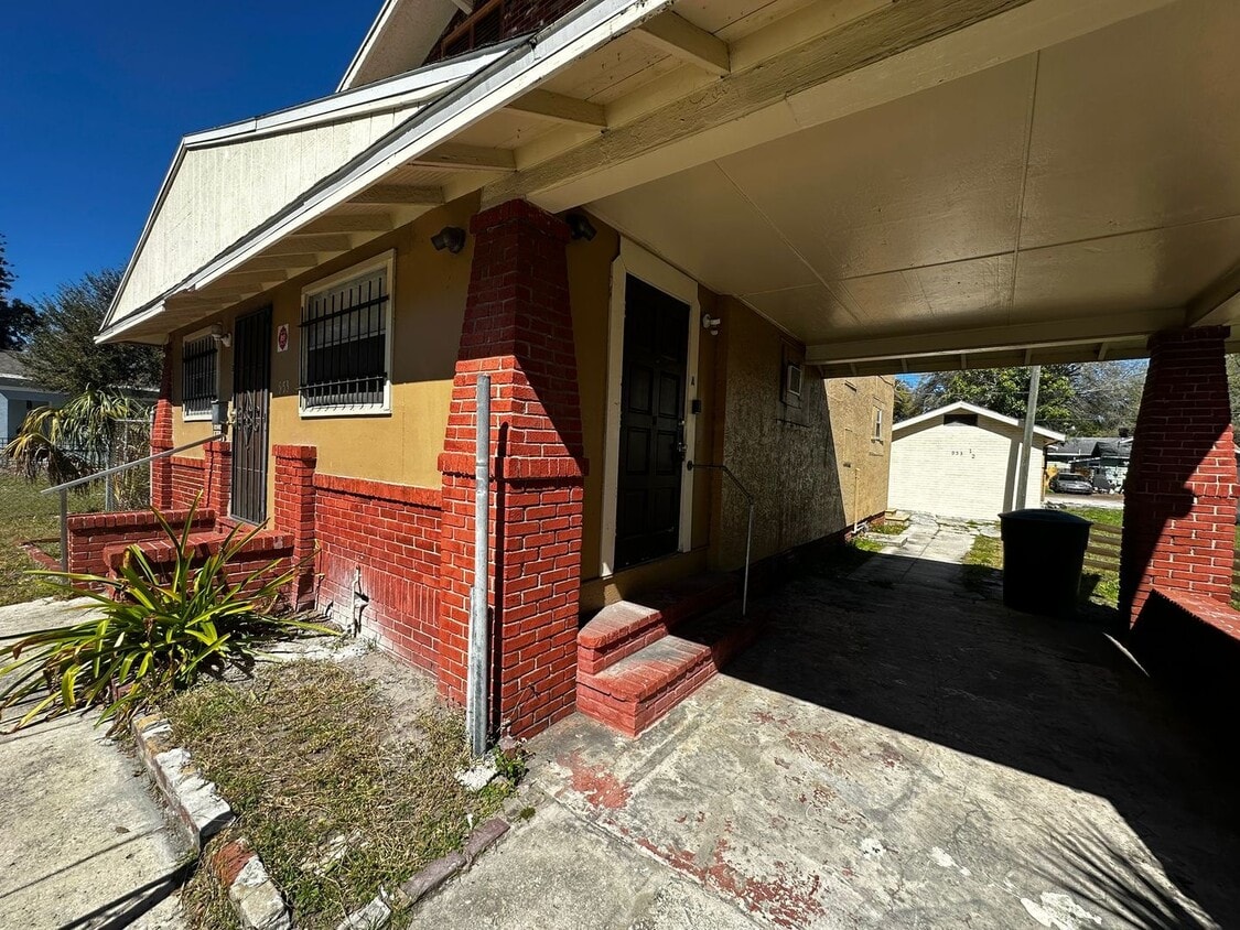 Primary Photo - 2BR with Character