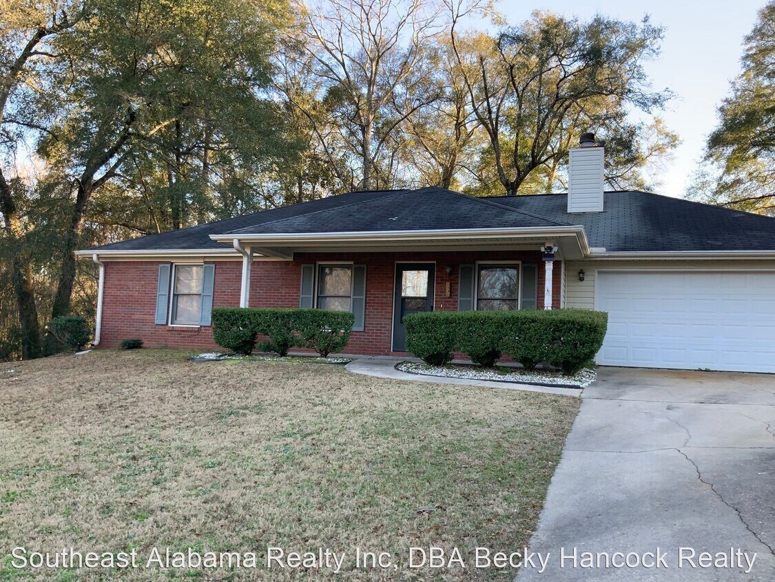 Primary Photo - 3 br, 2 bath House - 254 Rolling Pines Dr