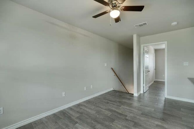 Building Photo - 107 Castleberry Ct