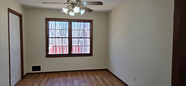 Building Photo - 275 Johnson Terrace