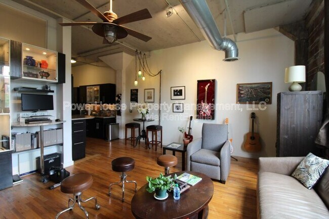 Foto del edificio - 172 Haynes St SW