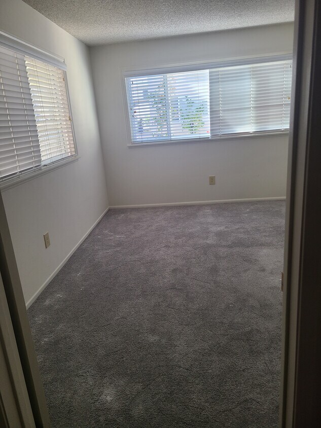 Bedroom - 23125 Madison St