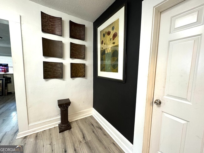 Photo - Room in House on Griffin St NW