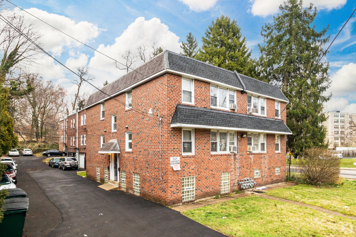 Building Photo - Valley Apartments