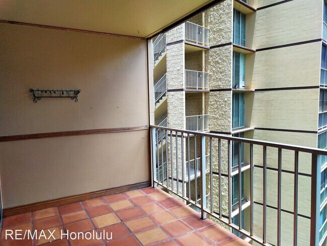 Building Photo - 3 br, 2 bath House - 95-273 Waikalani Dr #...