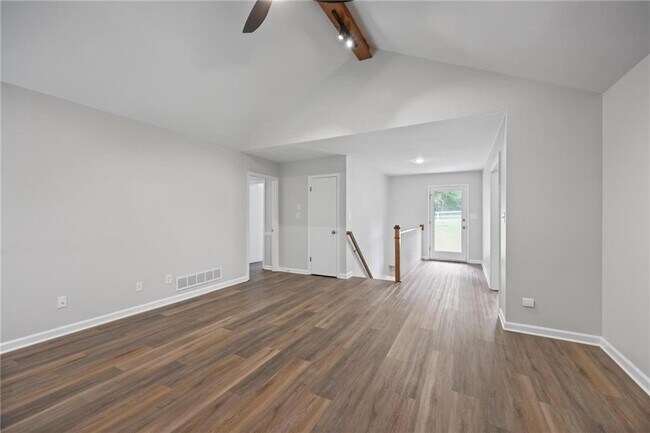 Foto del edificio - 410 Hickory Walk