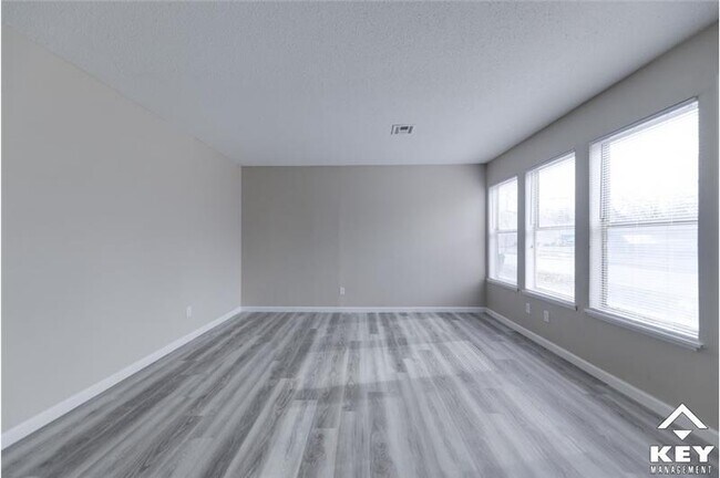Foto del edificio - 1304 N Minnesota St