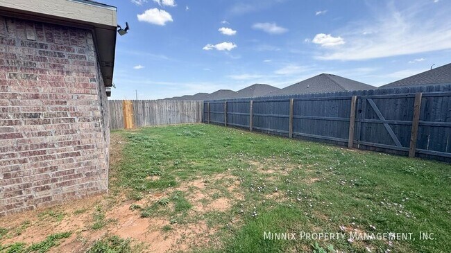 Building Photo - 8415 10th Pl