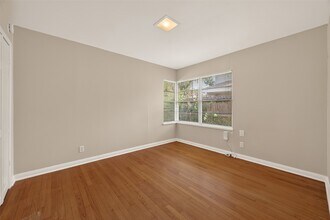 Building Photo - 3314 Westridge St