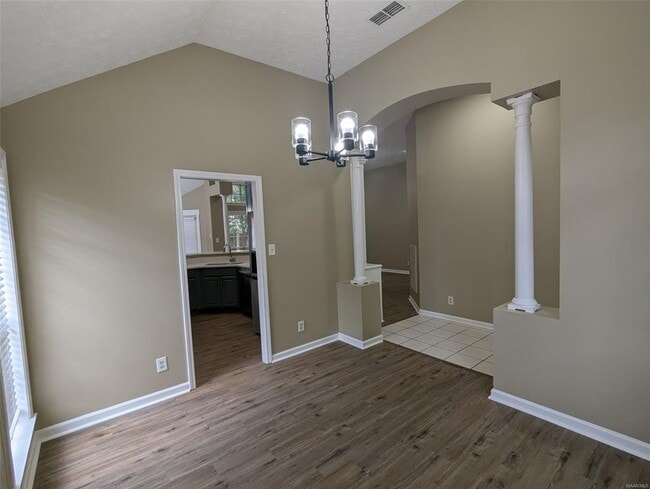 Building Photo - 7157 White Oak Ln