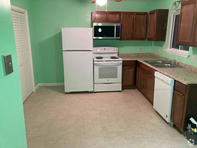 Building Photo - 8727 Millard Lee Ln