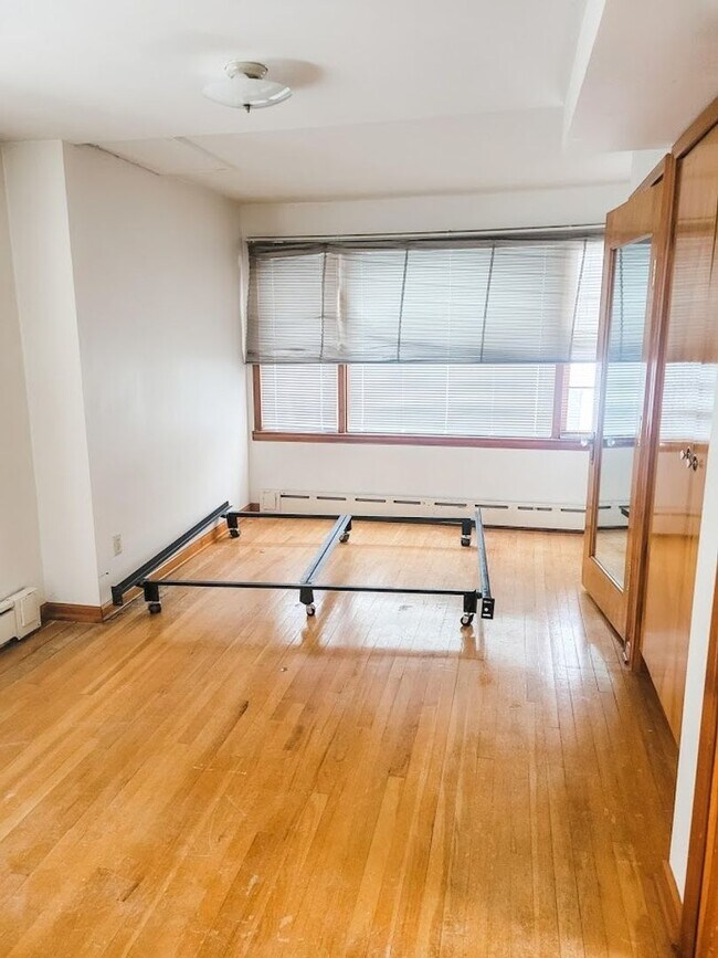 Foto del edificio - 820 Bellevue Ave