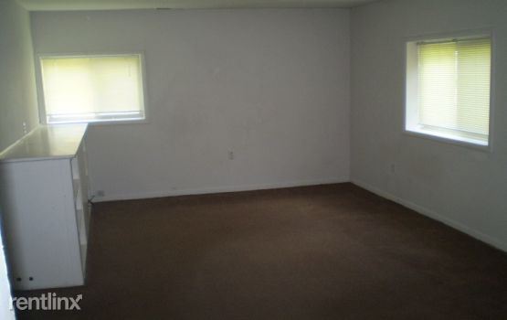 Building Photo - 6251 Monrovia Dr