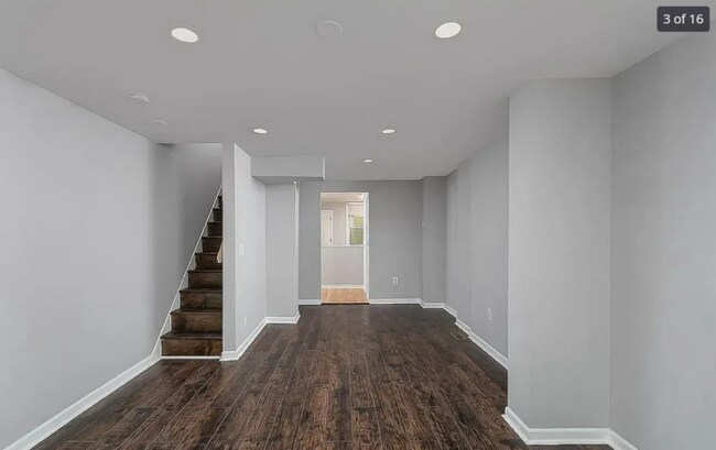 Building Photo - 4 Bedroom 3 Bathroom Home