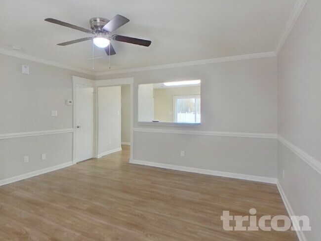 Foto del edificio - 1548 Hollow Maple Dr