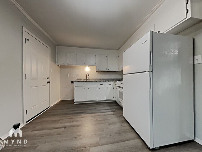 Foto del edificio - 406 Edgegreen Dr