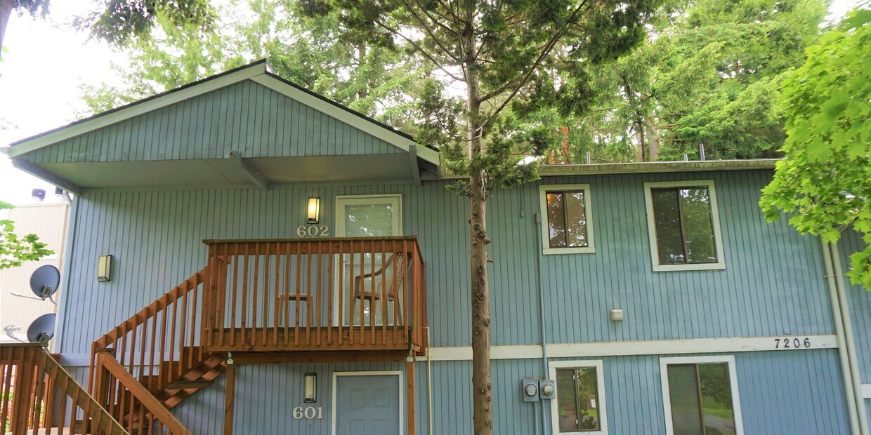 Primary Photo - 7206 NE 16th Ave