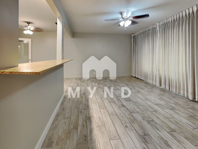 Foto del edificio - 2215 E Osborn Rd