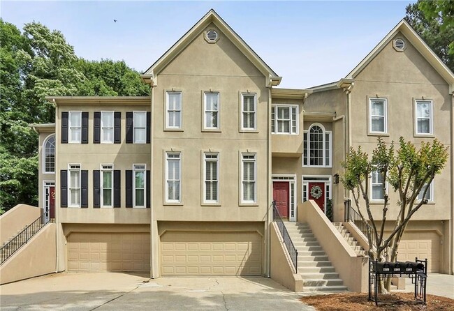 Photo - 2562 Oakwood Trace SE House