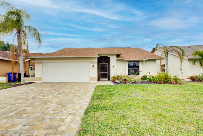 Building Photo - 13220 Winsford Ln