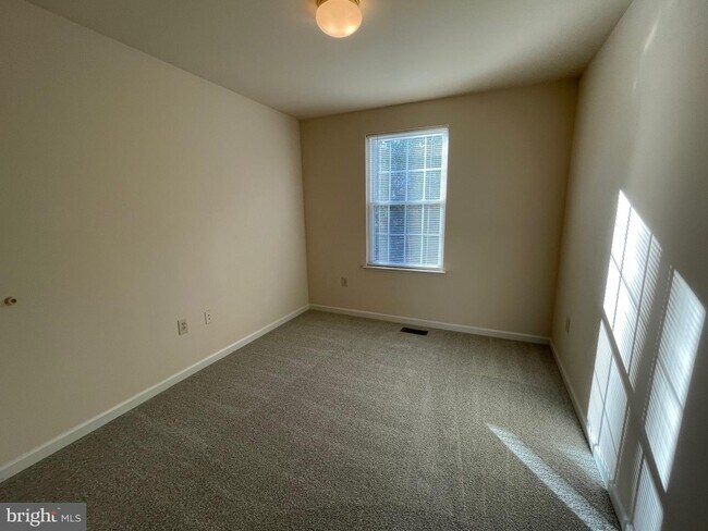 Foto del edificio - 7 Green Bell Ln