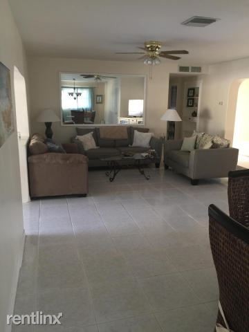 Building Photo - 4 br, 2 bath  - 9708 Heather Cir W