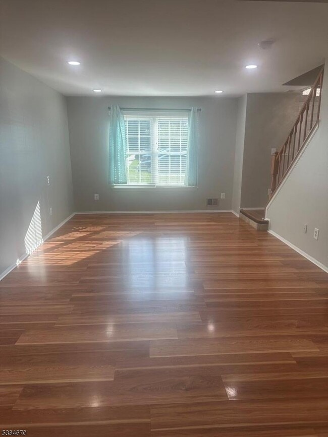 Building Photo - 150 McNair Ct