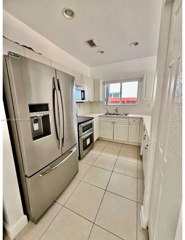 Foto del edificio - 3141 NE 3rd Dr