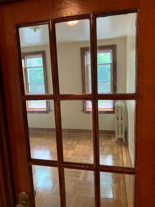 Foto del edificio - 33 E 95th St