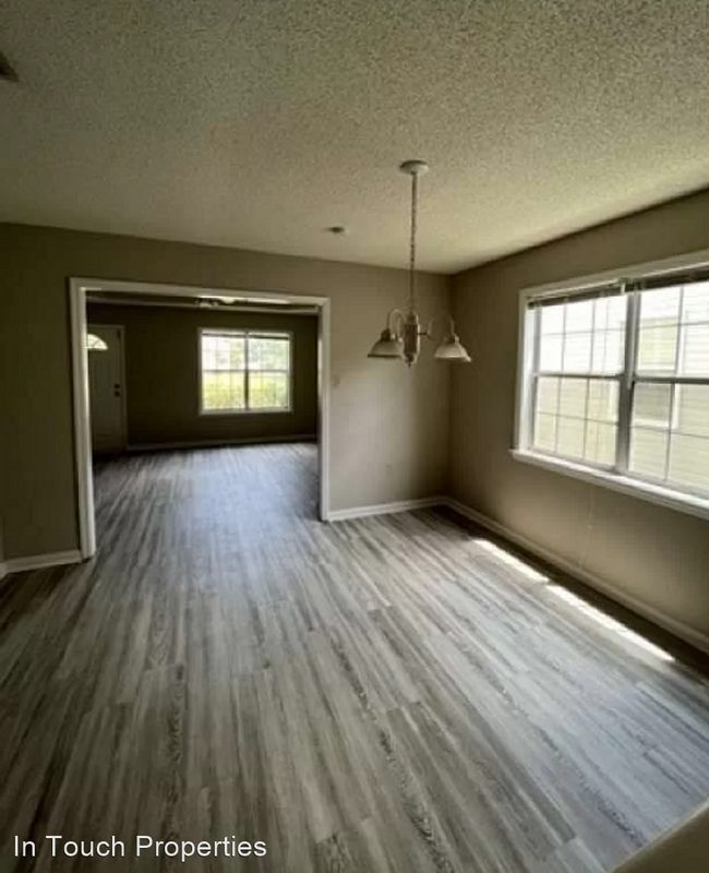 Building Photo - 3 br, 2 bath House - 251 Blue Pool Dr