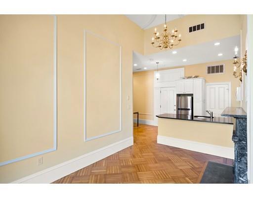 Foto del edificio - 127 Beacon St