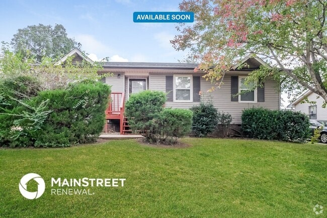 Building Photo - 525 Oak Crest Dr