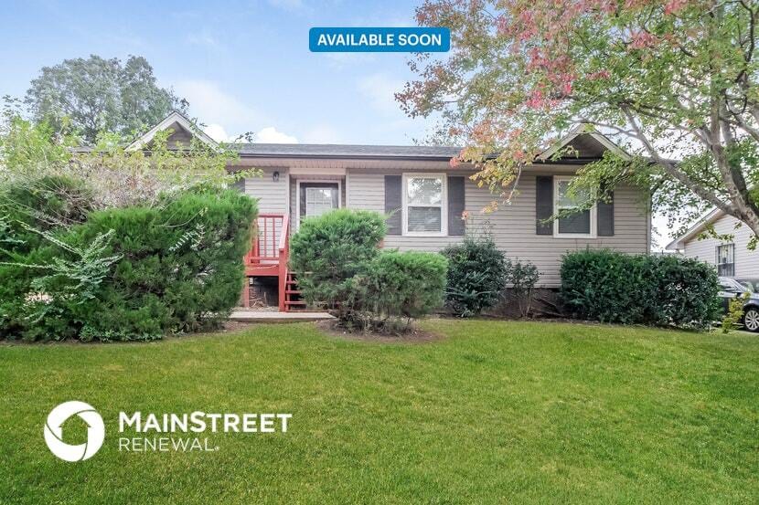 Primary Photo - 525 Oak Crest Dr