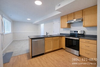Building Photo - 46450 Armstrong Pl