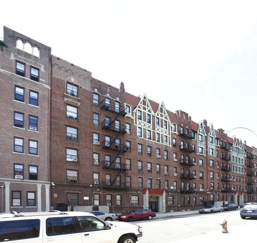 926 Carroll St, Brooklyn, NY 11225 926 Carroll St Brooklyn, NY