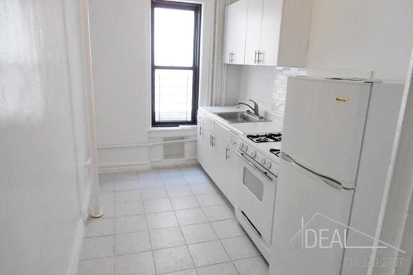 Building Photo - 872 43rd St