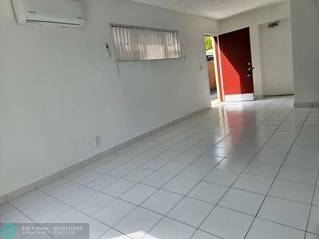 Foto del edificio - 1520 NW 45th St