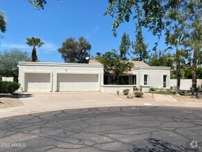 Building Photo - 10210 N 77th Pl