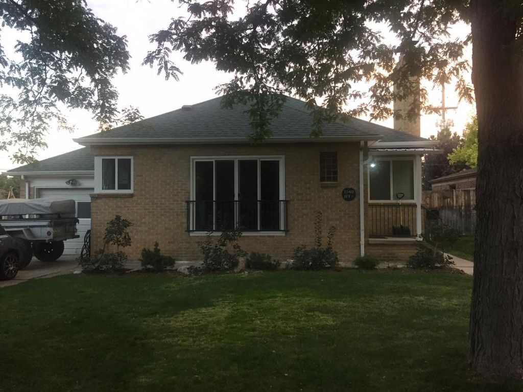 Maintained Yard - 1340 Ivy St