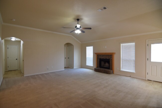 Foto del edificio - 2506 Traditions Dr