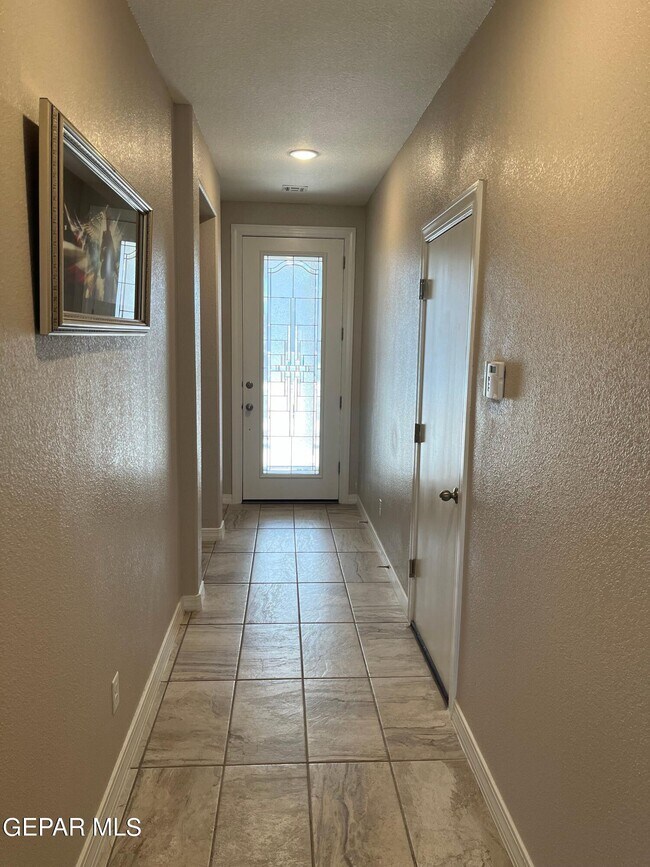 Building Photo - 3929 Desert Bluff Dr